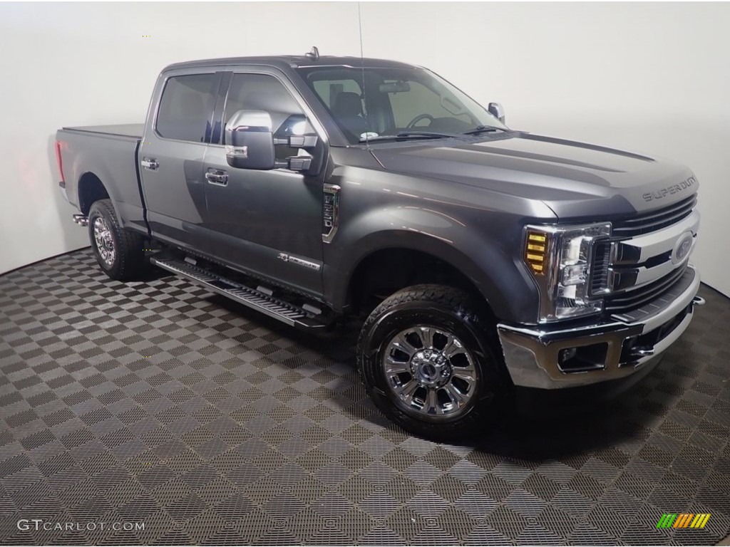 2019 F250 Super Duty XLT Crew Cab 4x4 - Magnetic / Earth Gray photo #1