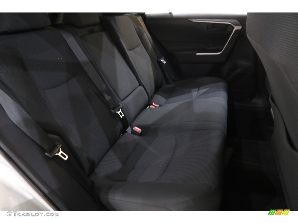 2019 RAV4 LE - Silver Sky Metallic / Black photo #15