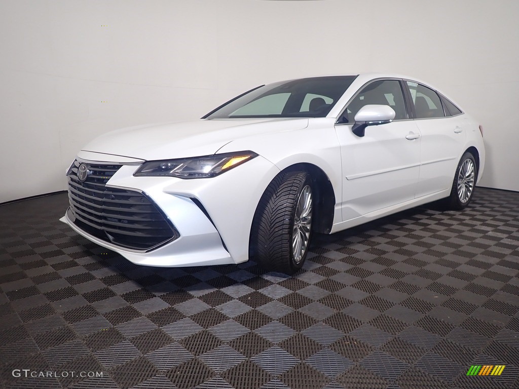 2019 Avalon Limited - Wind Chill Pearl / Cognac photo #10