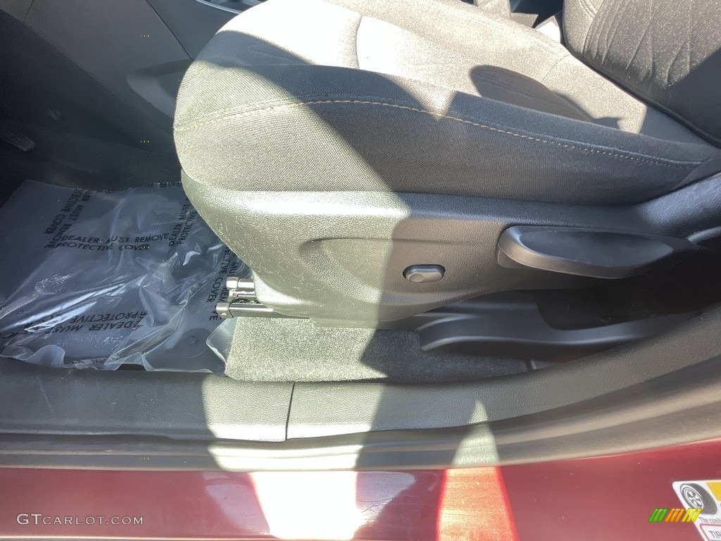 2020 Trax LT AWD - Cajun Red Tintcoat / Jet Black photo #7