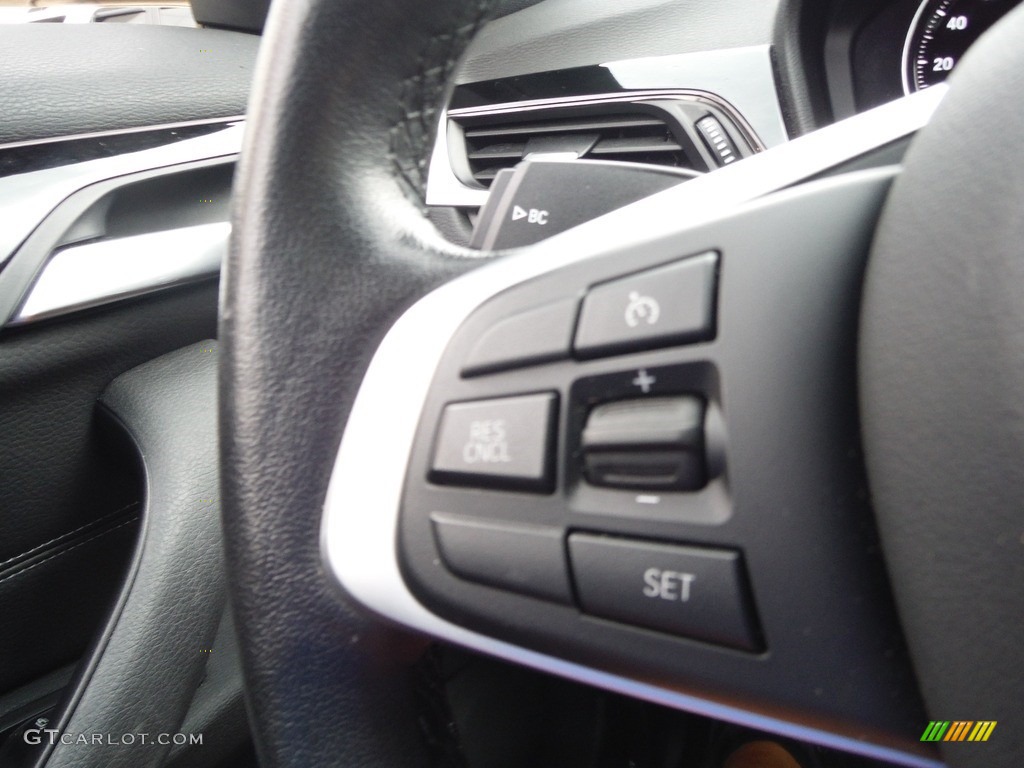 2018 X1 xDrive28i - Black Sapphire Metallic / Black photo #9