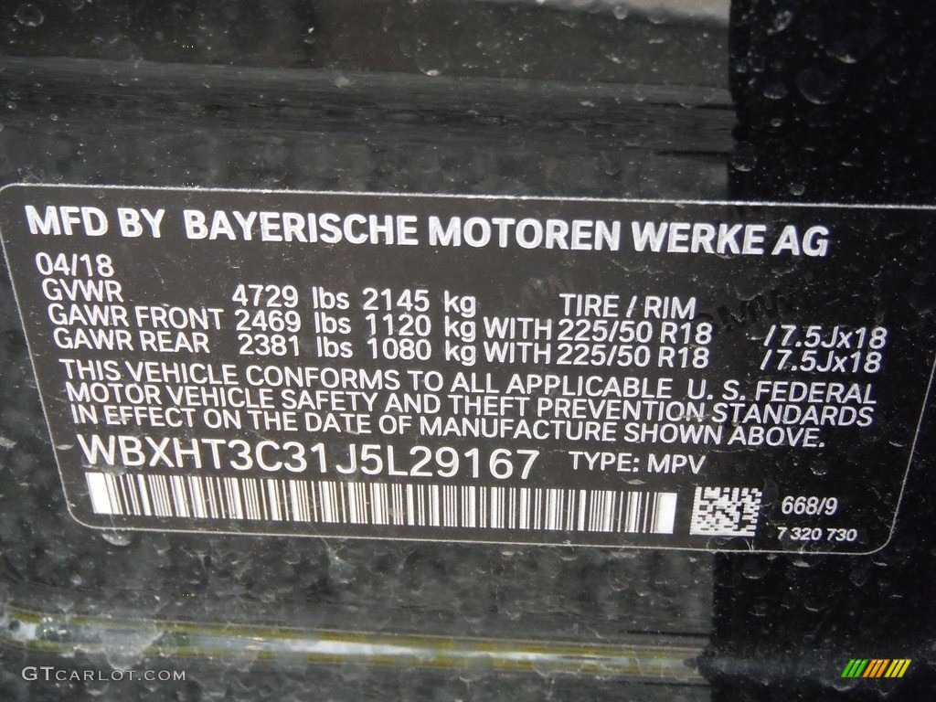 2018 X1 xDrive28i - Black Sapphire Metallic / Black photo #32