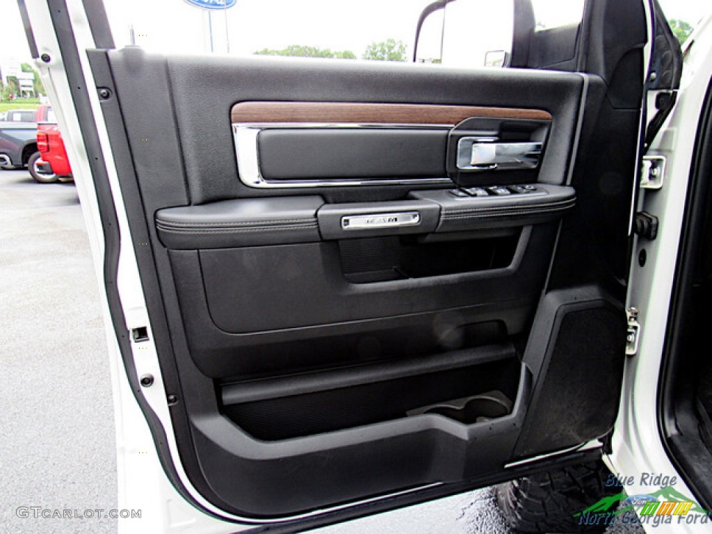2016 Ram 2500 Laramie Crew Cab 4x4 Door Panel Photos
