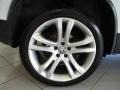 2016 Volkswagen Tiguan SEL 4MOTION Wheel and Tire Photo