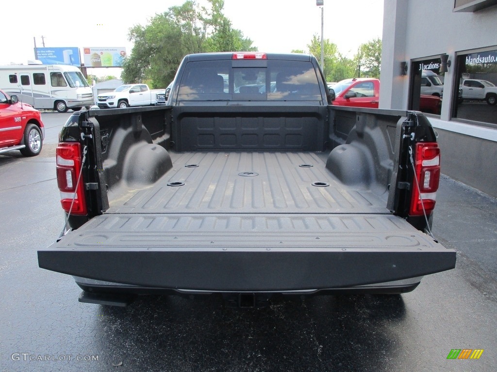 2021 3500 Big Horn Crew Cab 4x4 - Black / Light Mountain Brown/Black photo #5
