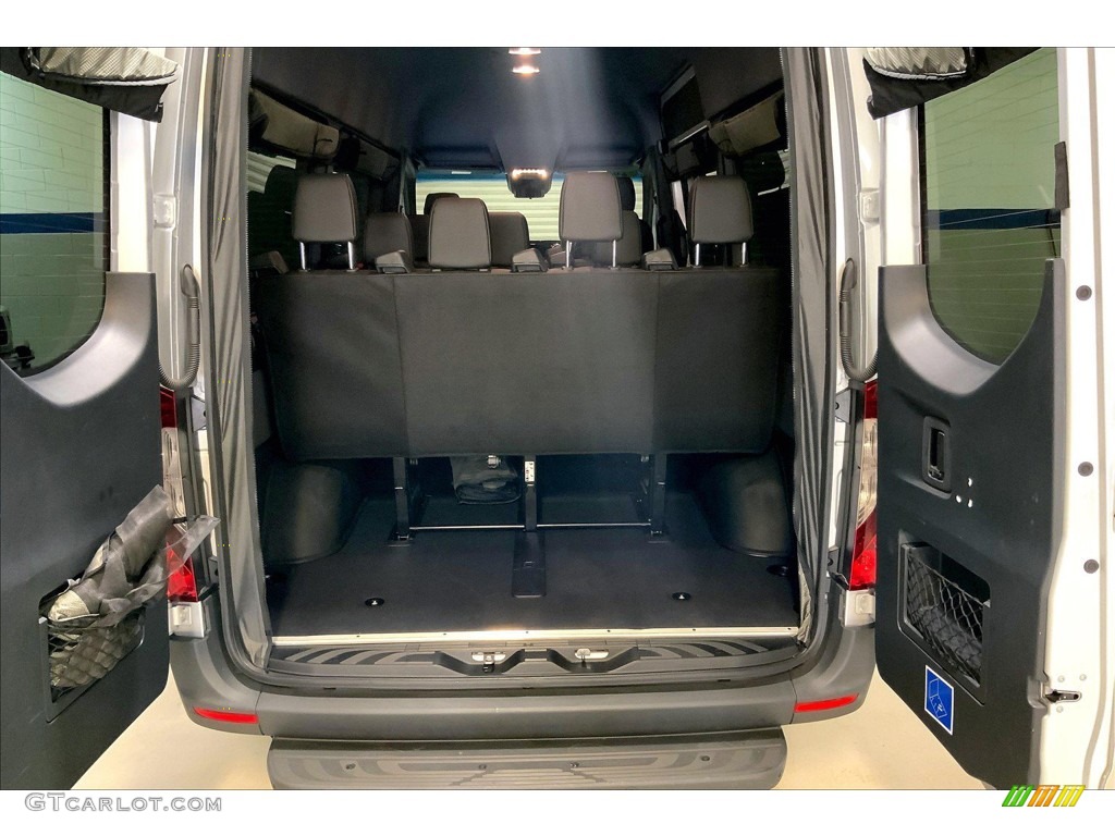 2021 Mercedes-Benz Sprinter 1500 Passenger Van Trunk Photos