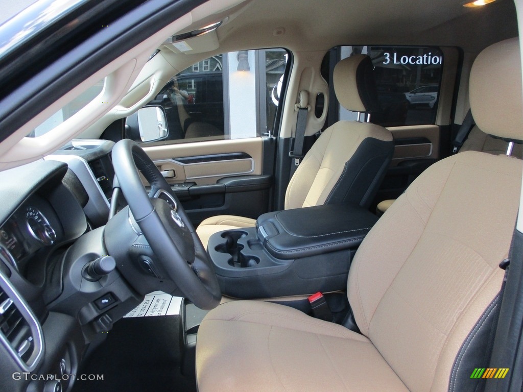 2021 3500 Big Horn Crew Cab 4x4 - Black / Light Mountain Brown/Black photo #47