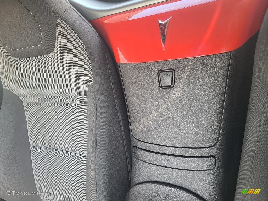 2007 Solstice Roadster - Aggressive Red / Ebony photo #16
