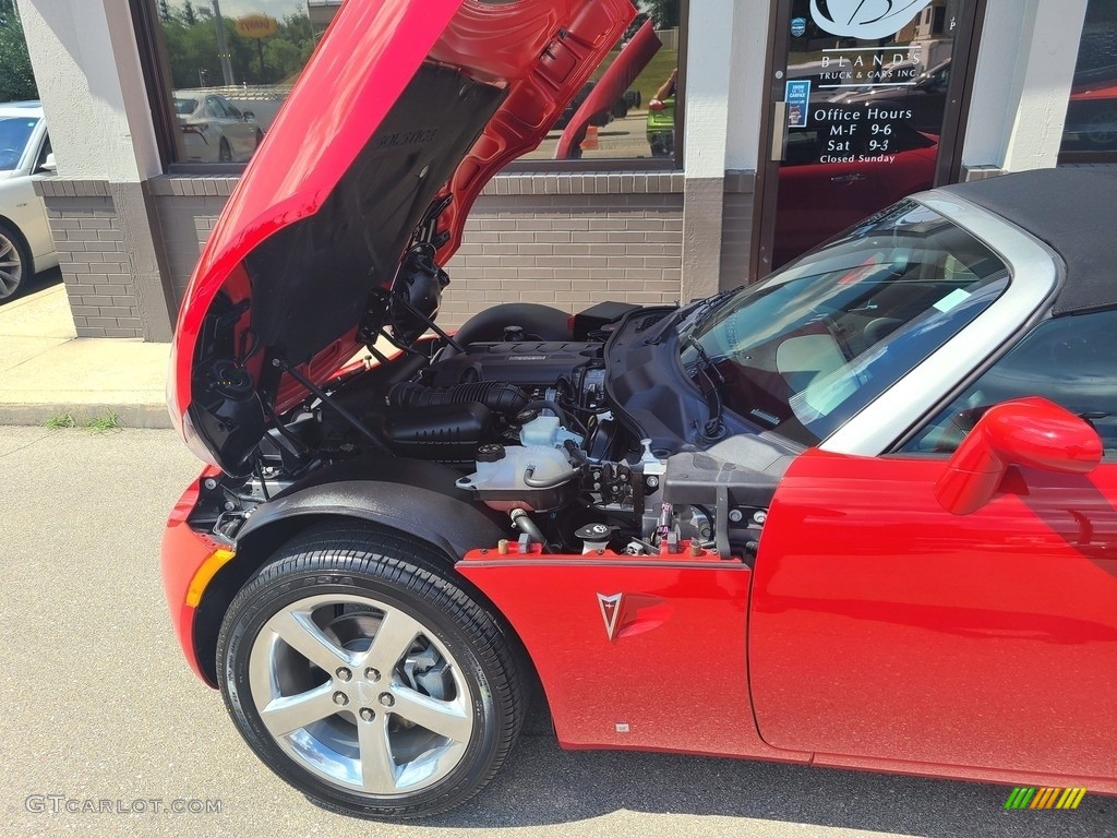 2007 Solstice Roadster - Aggressive Red / Ebony photo #28