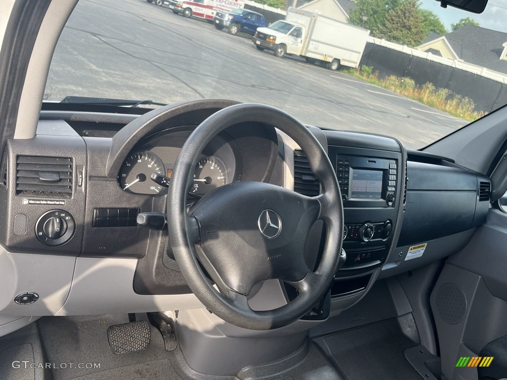 2017 Mercedes-Benz Sprinter 3500 Cab Chassis Moving truck Black Dashboard Photo #144542867