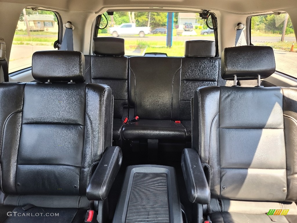 2010 Armada Platinum 4WD - Tuscan Sun Red Pearl / Charcoal photo #19