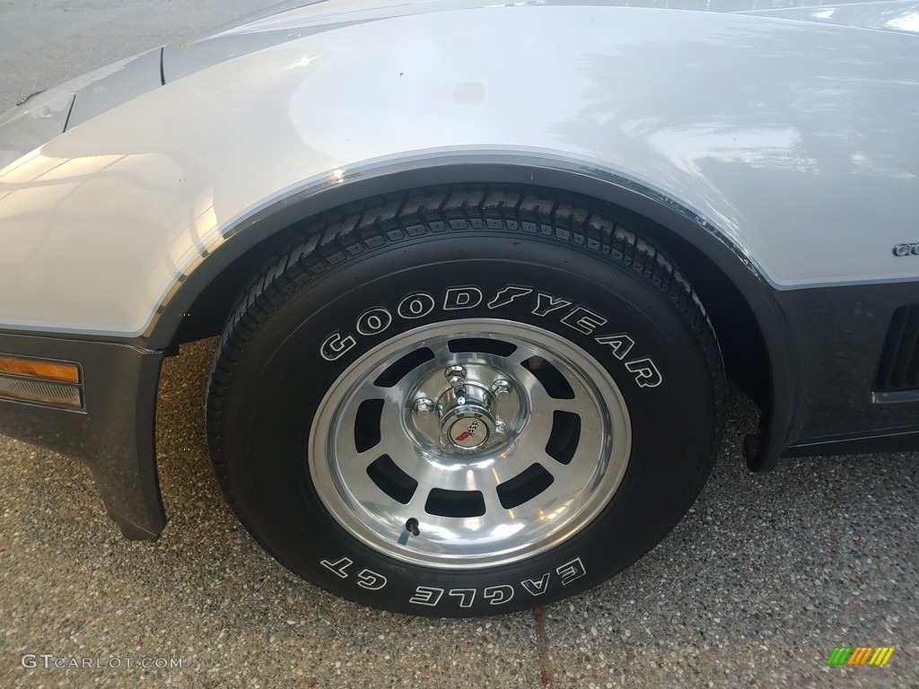 1982 Chevrolet Corvette Coupe Wheel Photo #144545339