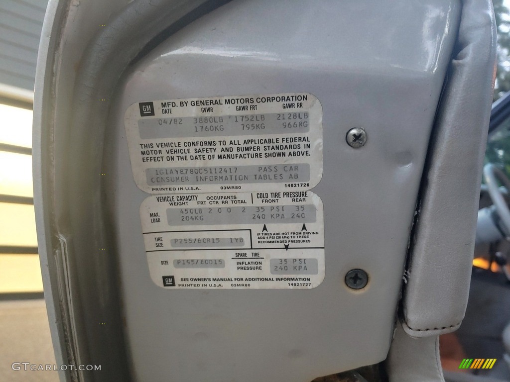 1982 Corvette Coupe - Silver / Silver Gray photo #26