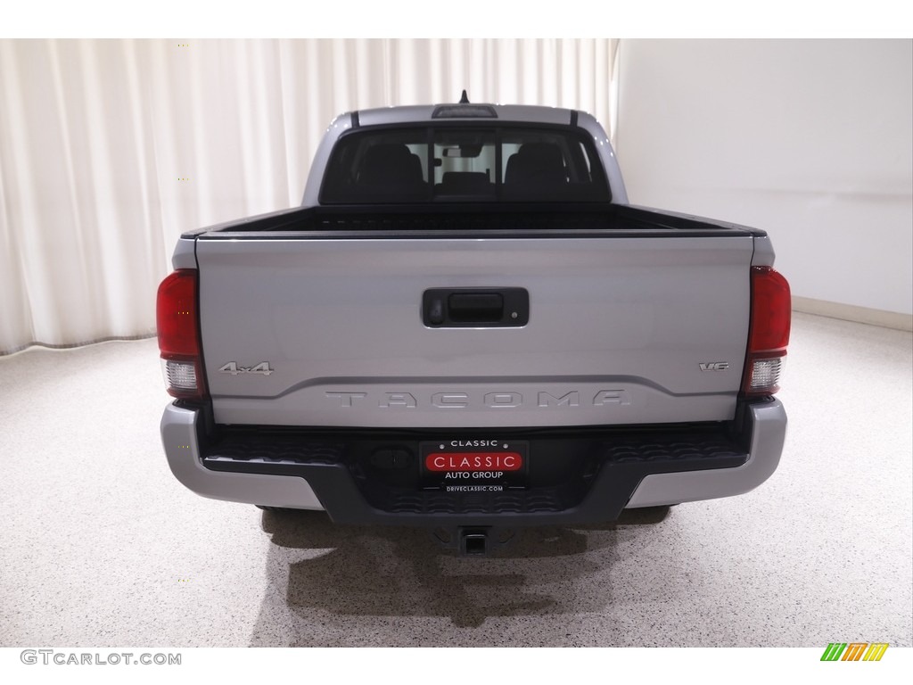 2020 Tacoma SR Double Cab 4x4 - Silver Sky Metallic / Cement photo #17