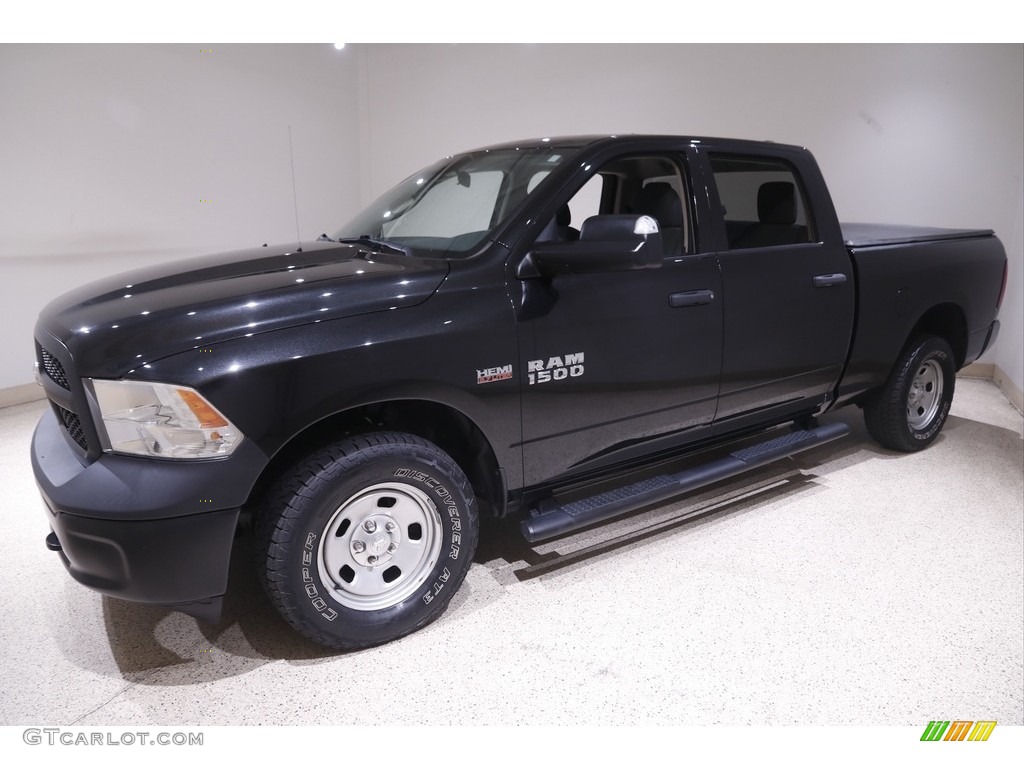 2018 1500 Tradesman Crew Cab 4x4 - Brilliant Black Crystal Pearl / Black/Diesel Gray photo #3
