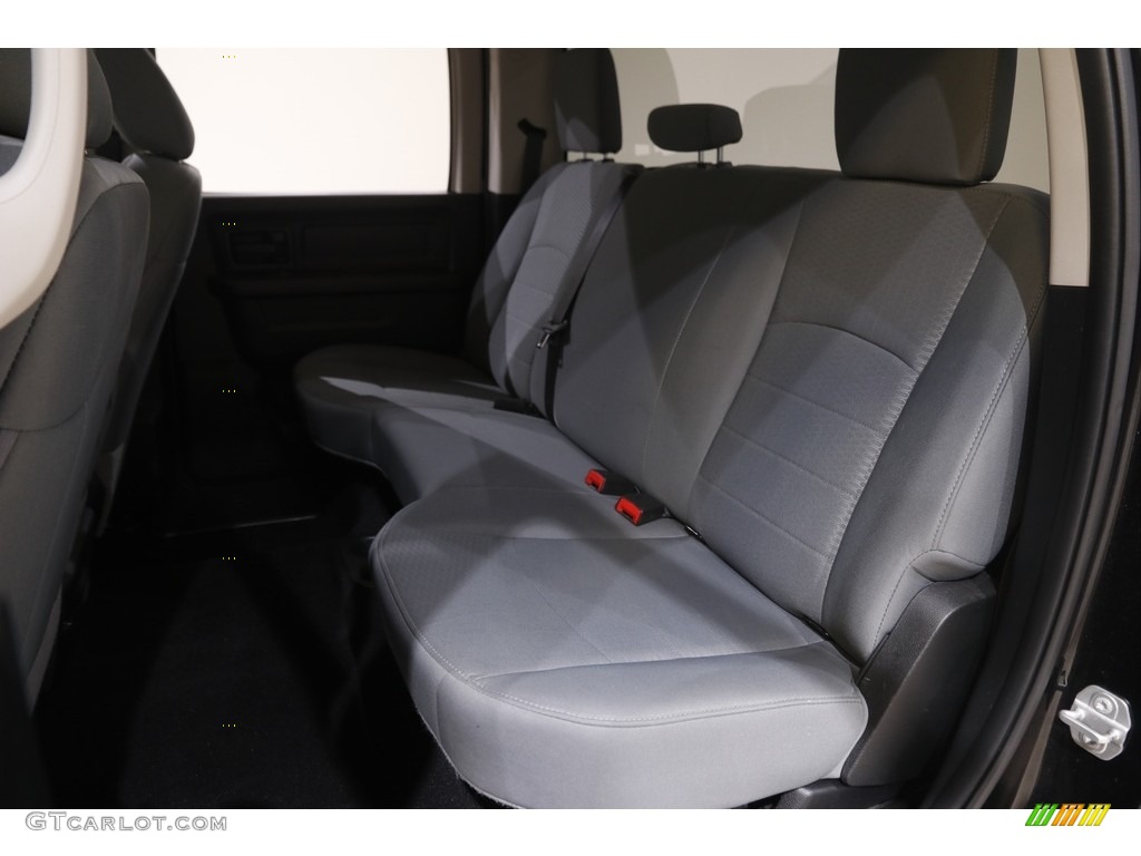 2018 1500 Tradesman Crew Cab 4x4 - Brilliant Black Crystal Pearl / Black/Diesel Gray photo #19