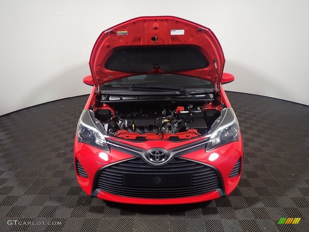 2015 Yaris 3-Door L - Absolutely Red / Black photo #5