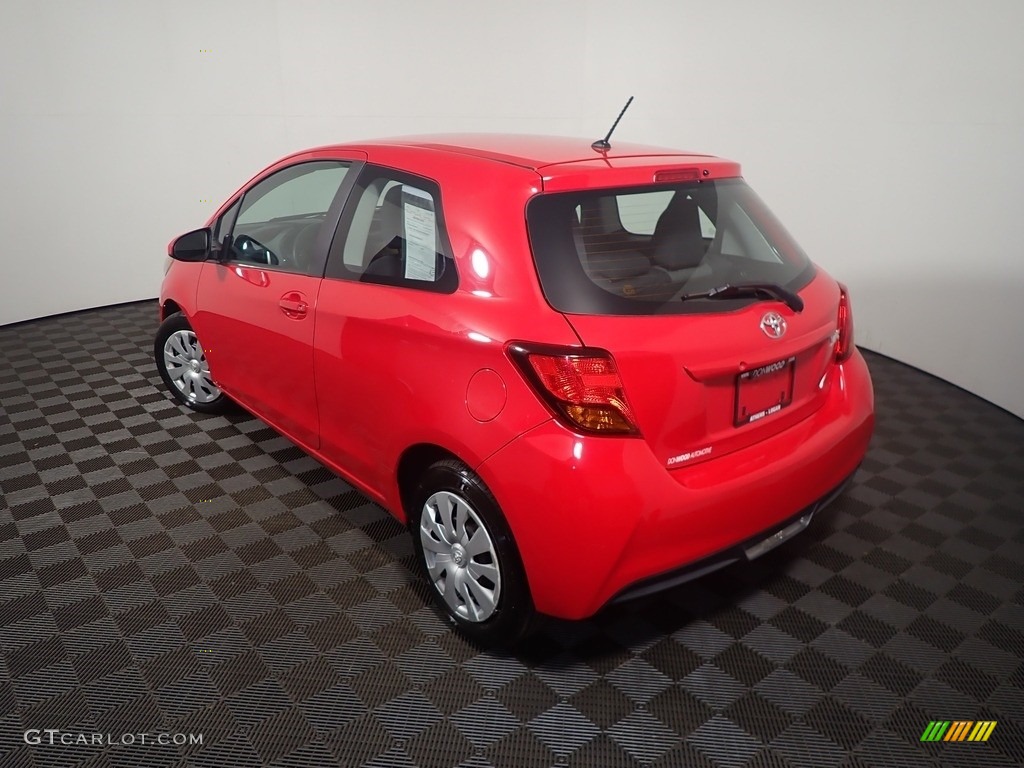 2015 Yaris 3-Door L - Absolutely Red / Black photo #11