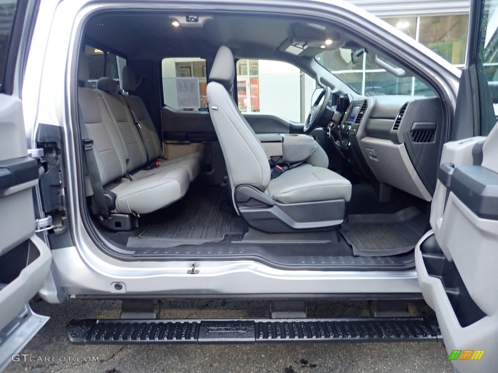 2020 F250 Super Duty XL SuperCab 4x4 - Iconic Silver / Medium Earth Gray photo #15