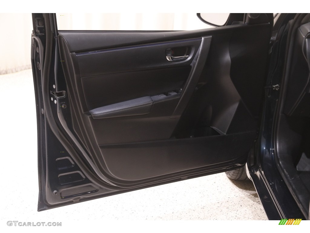 2018 Corolla SE - Galactic Aqua Mica / Black photo #4