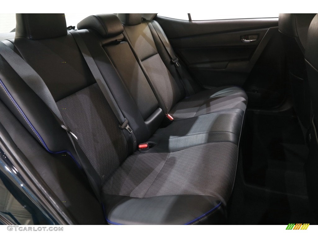 2018 Corolla SE - Galactic Aqua Mica / Black photo #16