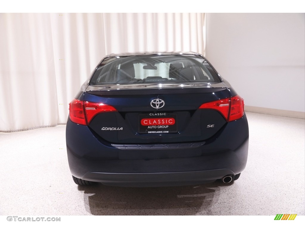 2018 Corolla SE - Galactic Aqua Mica / Black photo #18