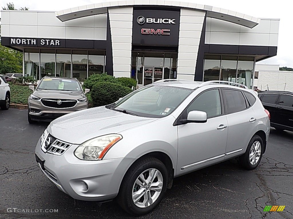 2013 Rogue SV AWD - Brilliant Silver / Black photo #1