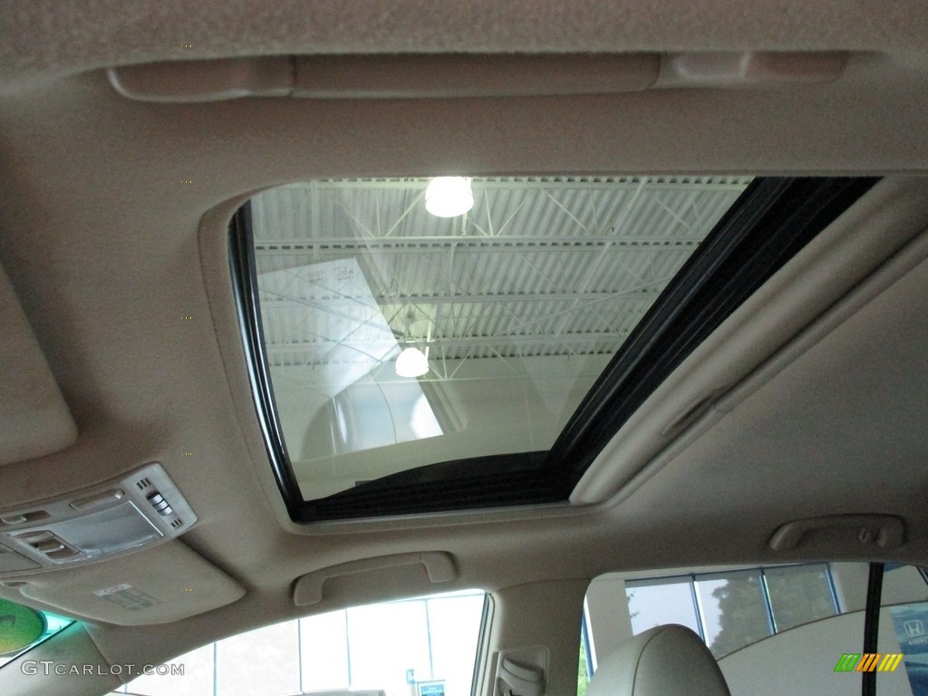 2008 RX 350 AWD - Crystal White / Light Gray photo #31