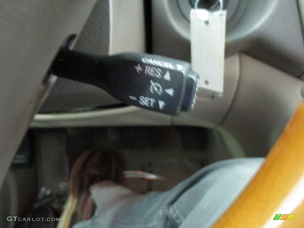 2008 RX 350 AWD - Crystal White / Light Gray photo #39