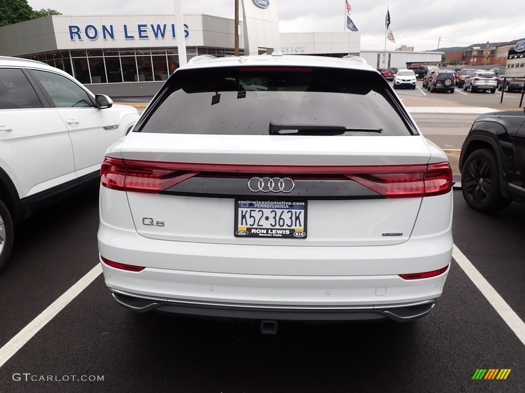 2019 Q8 55 Premium quattro - Glacier White Metallic / Black photo #3