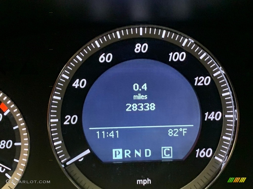 2009 C 300 4Matic - Arctic White / Almond/Mocha photo #16
