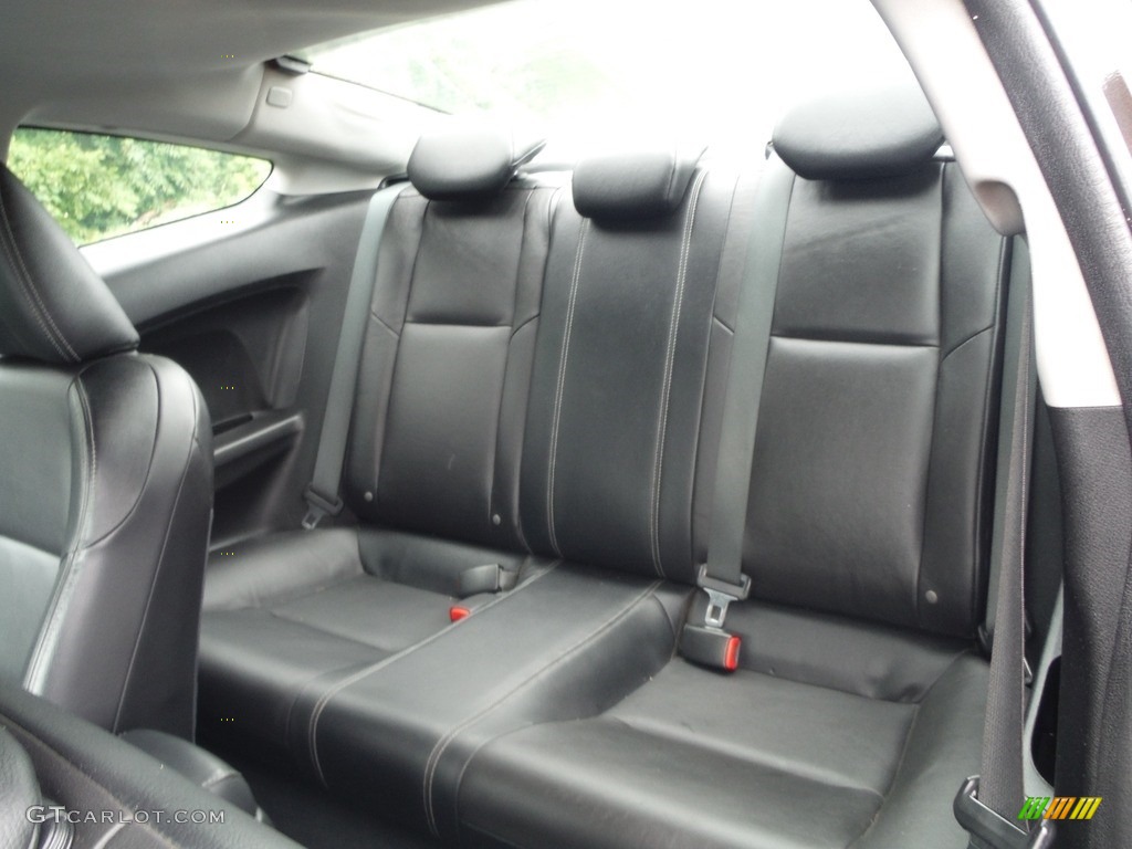 2013 Honda Civic EX-L Coupe Rear Seat Photos