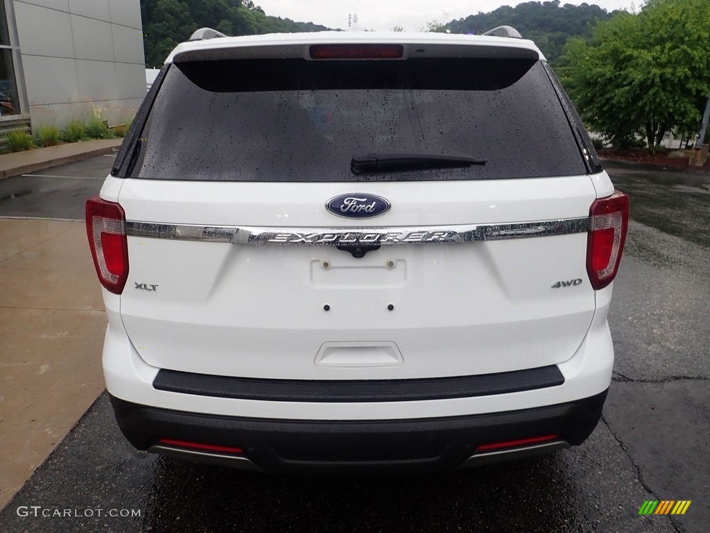2019 Explorer XLT 4WD - Oxford White / Medium Black photo #3