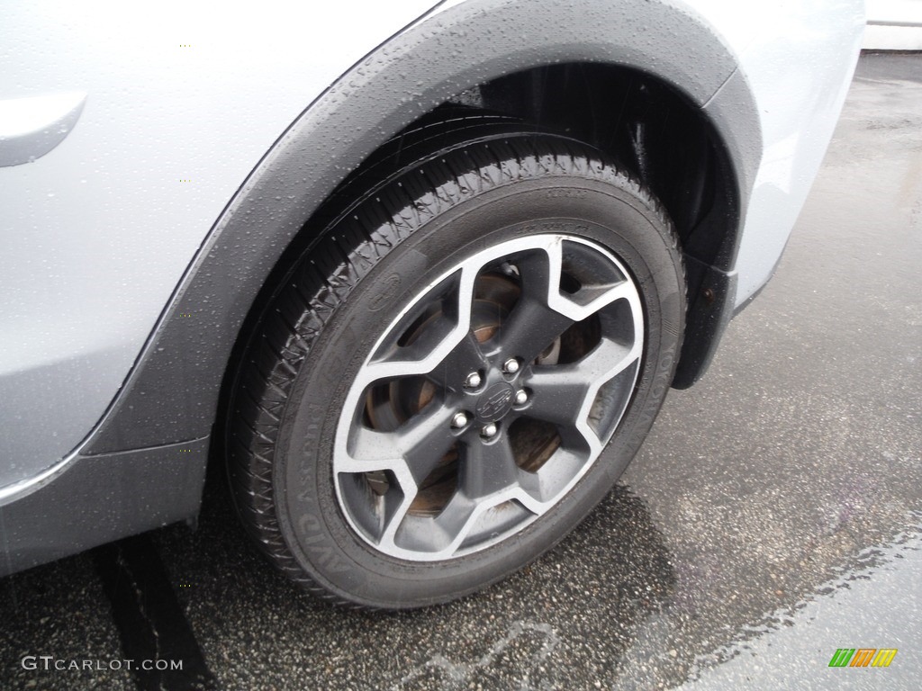 2014 XV Crosstrek 2.0i Premium - Ice Silver Metallic / Black photo #4