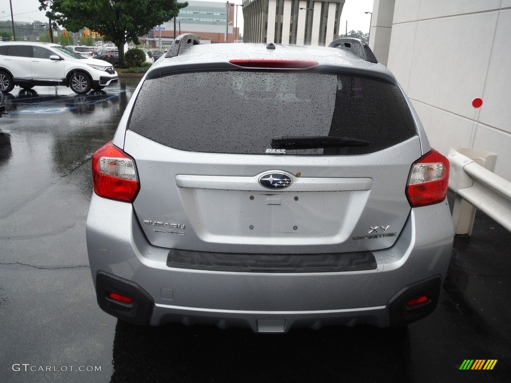 2014 XV Crosstrek 2.0i Premium - Ice Silver Metallic / Black photo #6