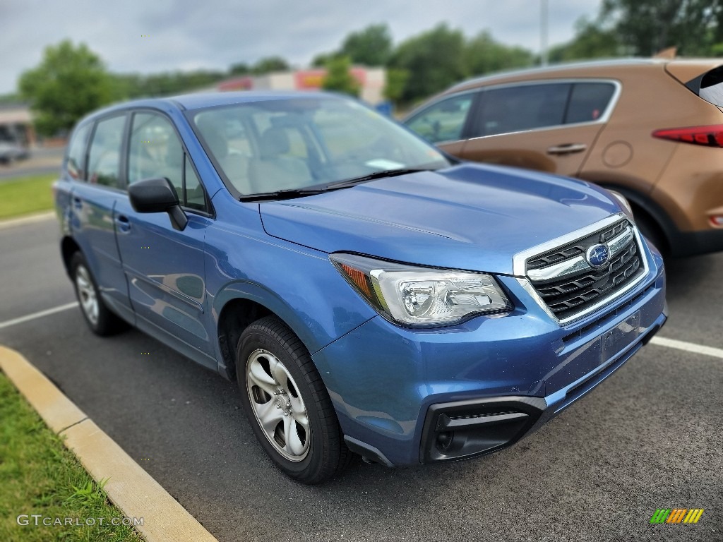 2017 Forester 2.5i - Quartz Blue Pearl / Gray photo #2
