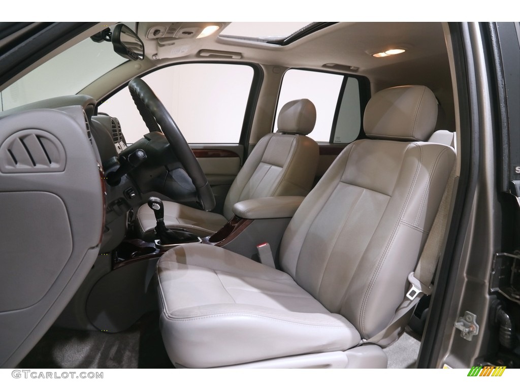 Light Gray Interior 2009 GMC Envoy SLE 4x4 Photo #144566331