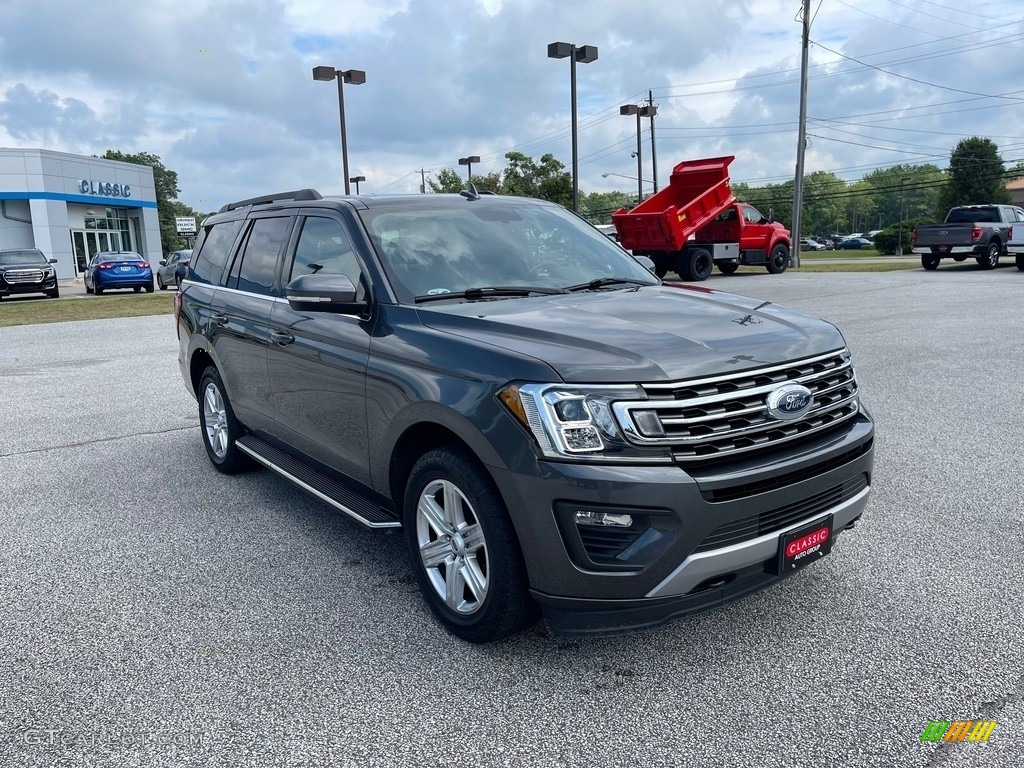 2018 Expedition XLT 4x4 - Magnetic / Ebony photo #3