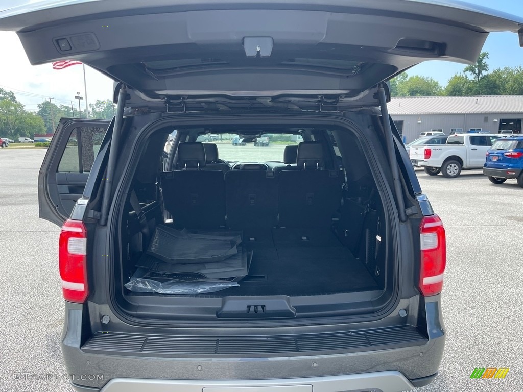 2018 Expedition XLT 4x4 - Magnetic / Ebony photo #17