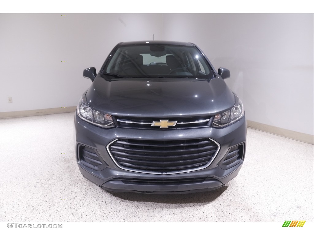 2020 Trax LS - Nightfall Gray Metallic / Jet Black photo #2