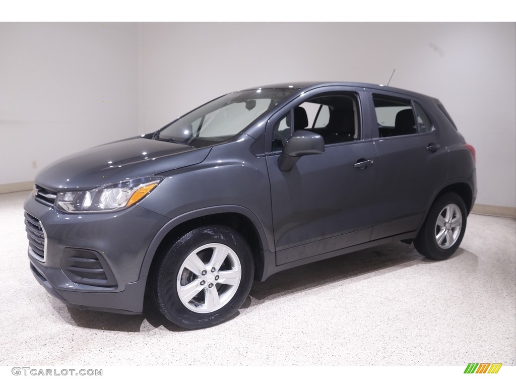 2020 Trax LS - Nightfall Gray Metallic / Jet Black photo #3