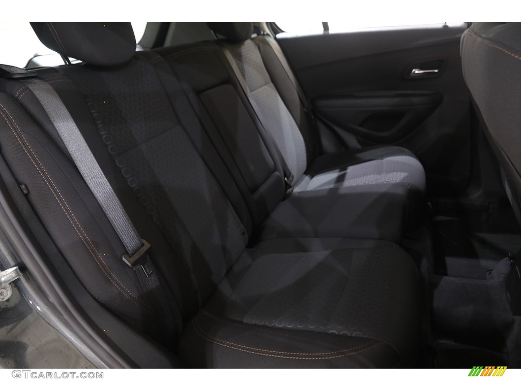 2020 Trax LS - Nightfall Gray Metallic / Jet Black photo #15