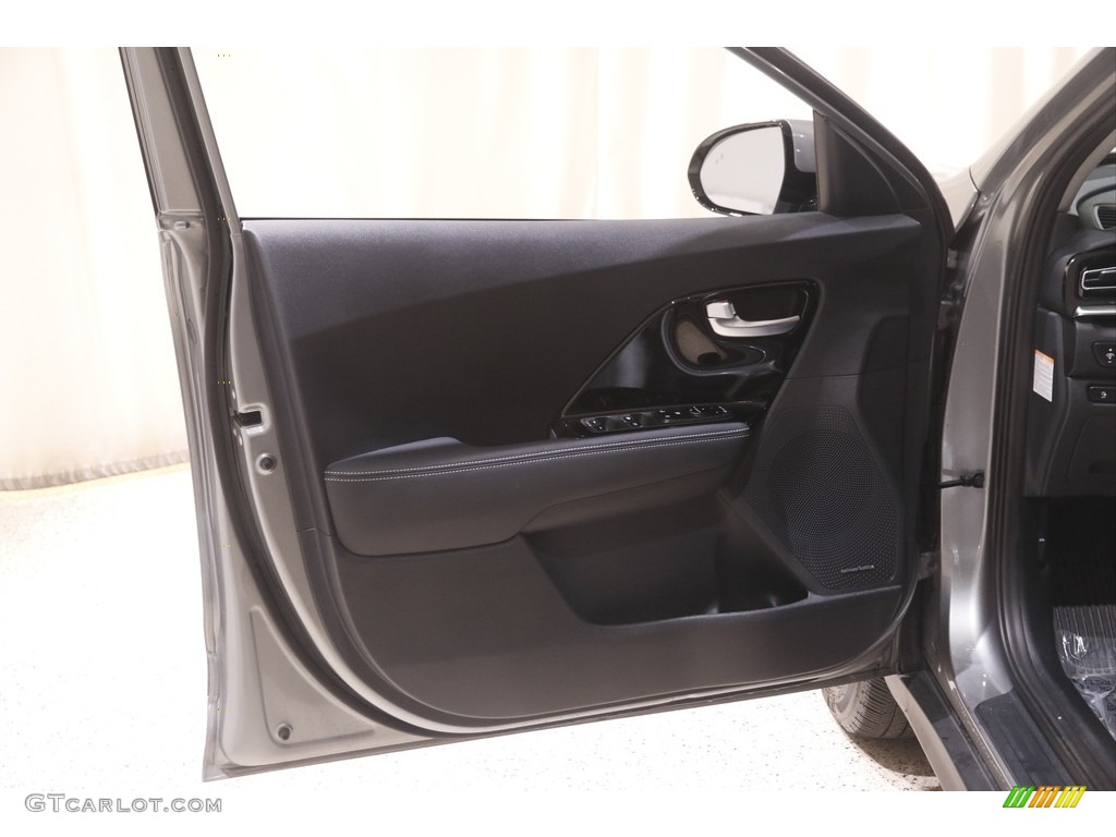 2022 Kia Niro EV Door Panel Photos