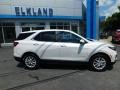 2022 Iridescent Pearl Tricoat Chevrolet Equinox LT AWD  photo #2