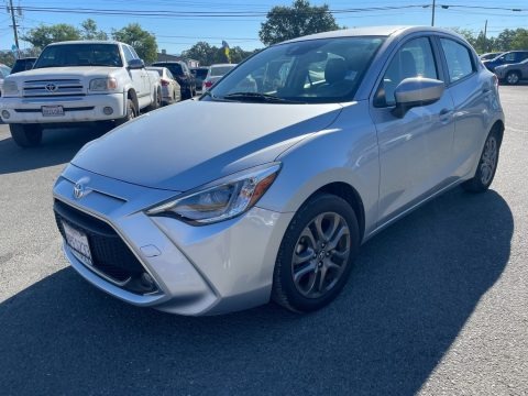 2020 Toyota Yaris XLE Hatchback Data, Info and Specs