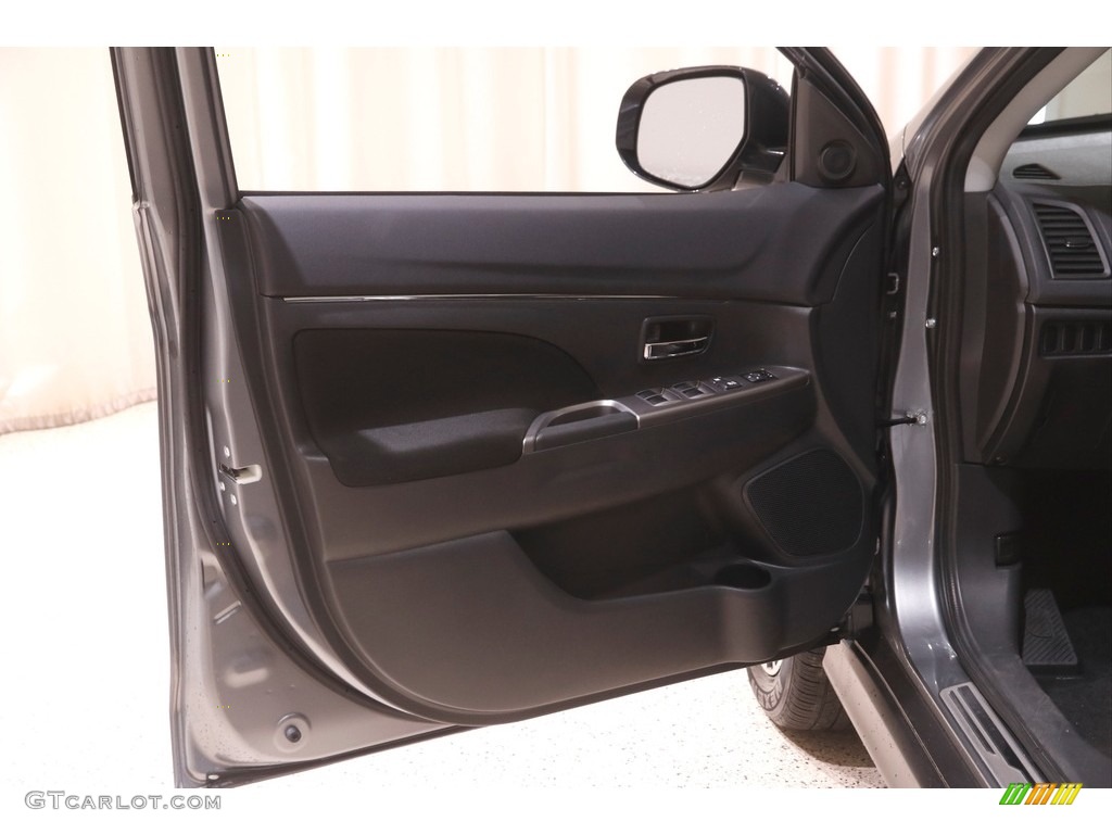 2019 Mitsubishi Outlander Sport ES AWC Black Door Panel Photo #144570454