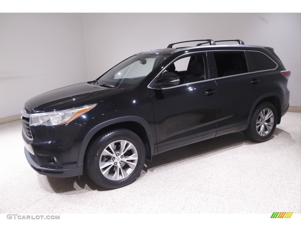 2015 Highlander XLE AWD - Attitude Black Metallic / Black photo #3