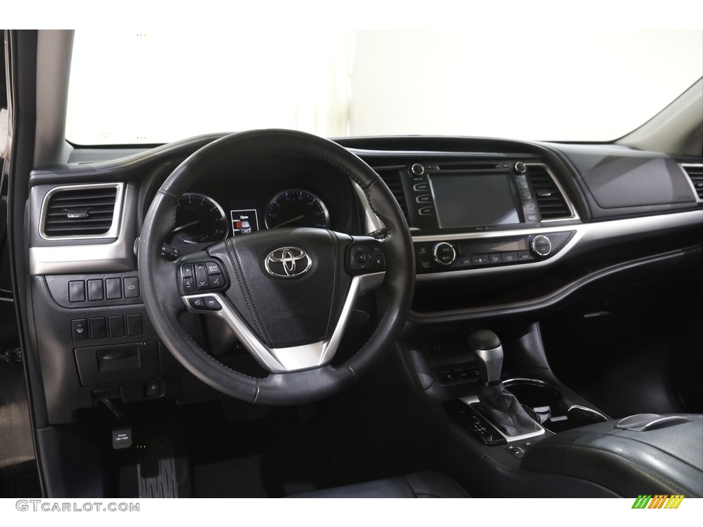 2015 Highlander XLE AWD - Attitude Black Metallic / Black photo #6