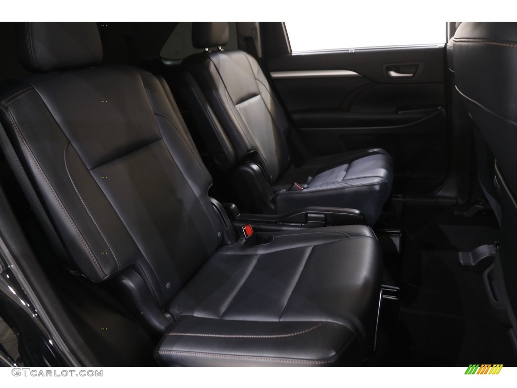 2015 Highlander XLE AWD - Attitude Black Metallic / Black photo #17
