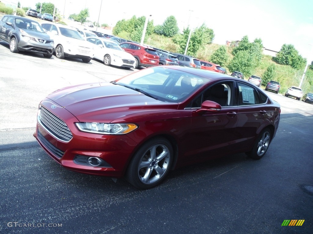 2016 Fusion SE AWD - Ruby Red Metallic / Charcoal Black photo #7